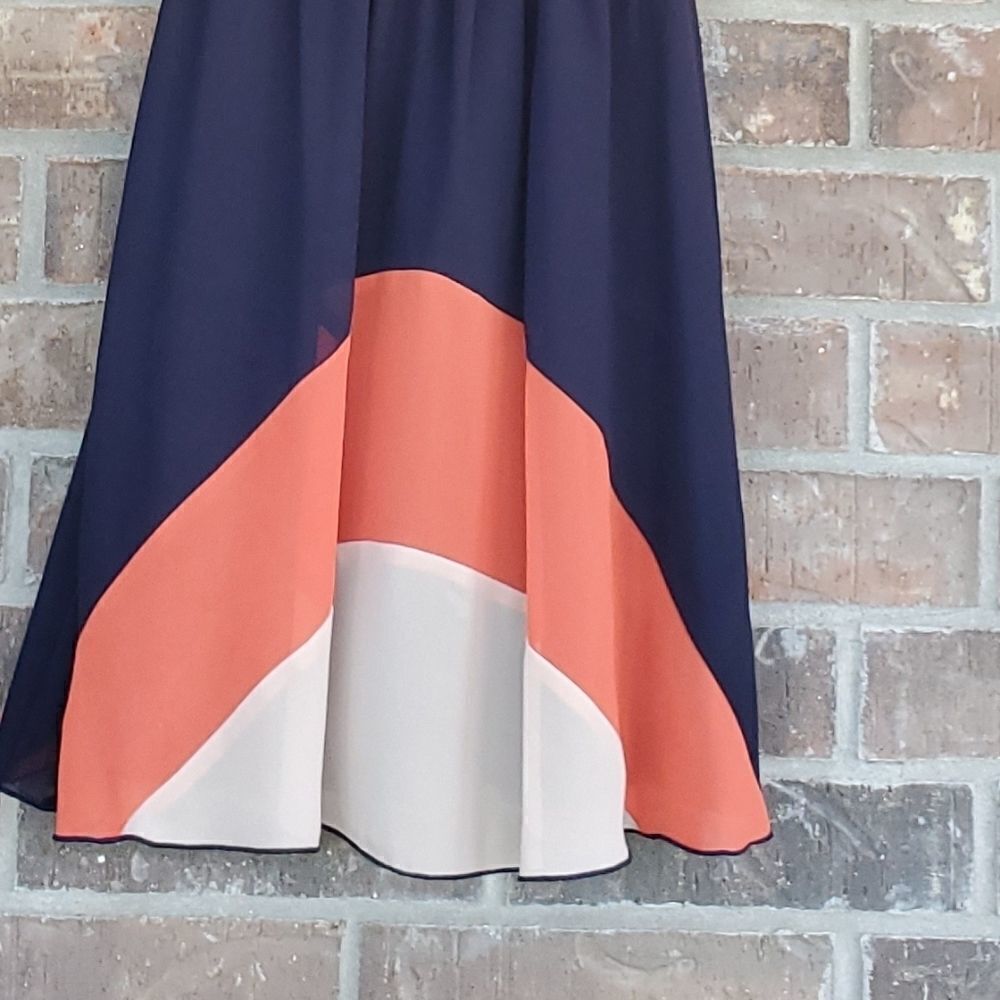 Sweet Storm women's dress - Picture 6 of 7